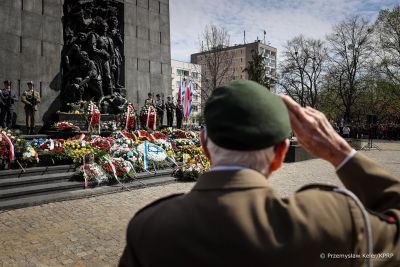 Uroczystości przed Pomnikiem Bohaterów Getta fot. Przemysław Keler/ KPRP