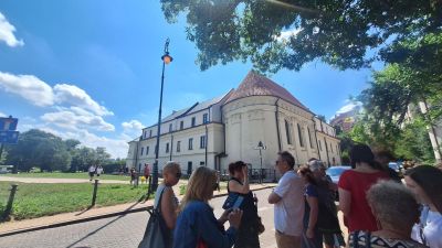 Festival participants under the Lantern of Remembrance, photo: Magdalena Stachal/Heschel Center News